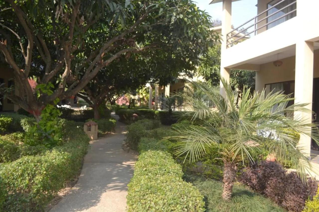 Hotel Corbett Aroma Park Rāmnagar Exterior foto